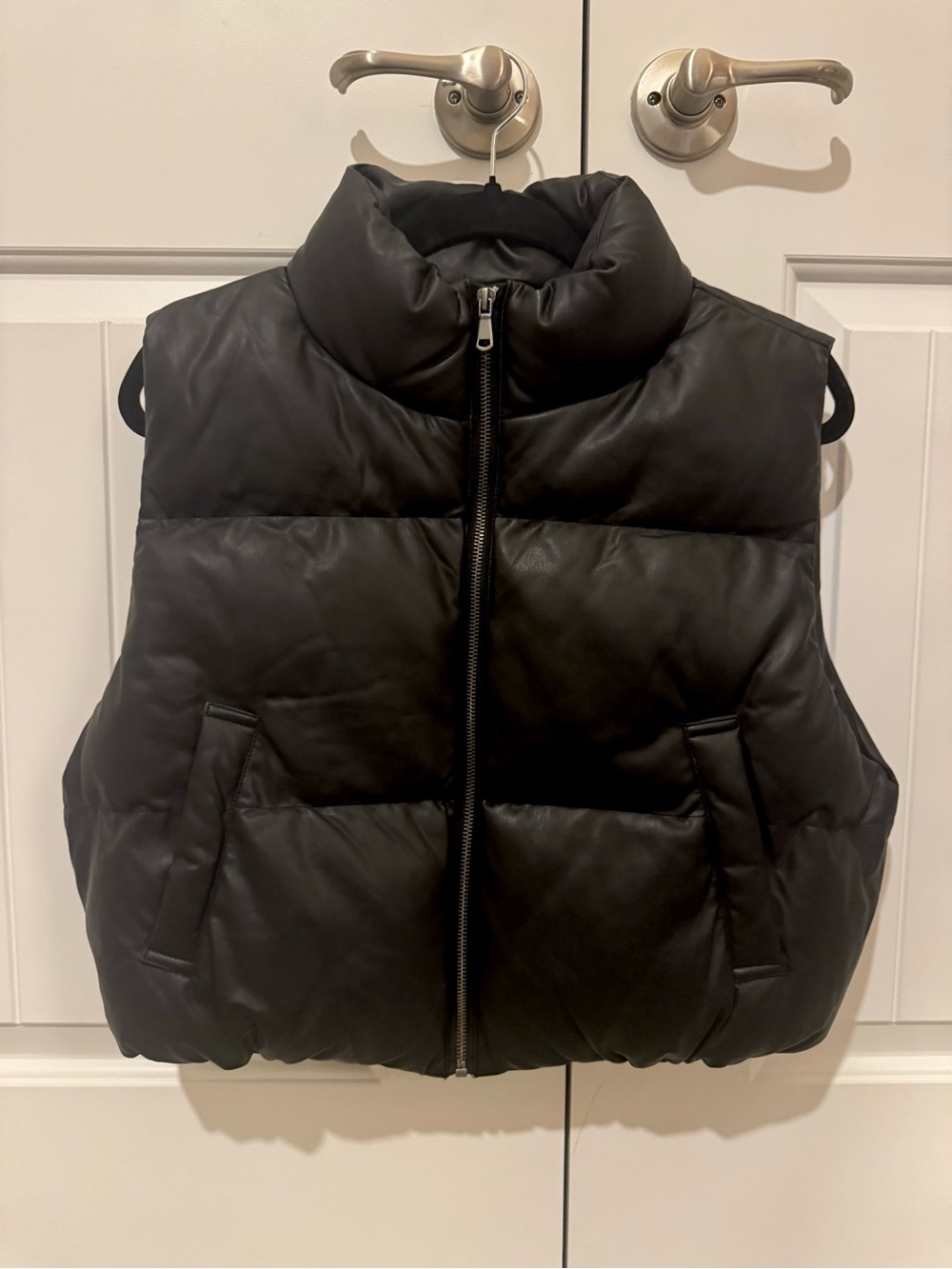 NWT Sub Zero brand Women's Black Puffer Vest - Quilted Stand Collar